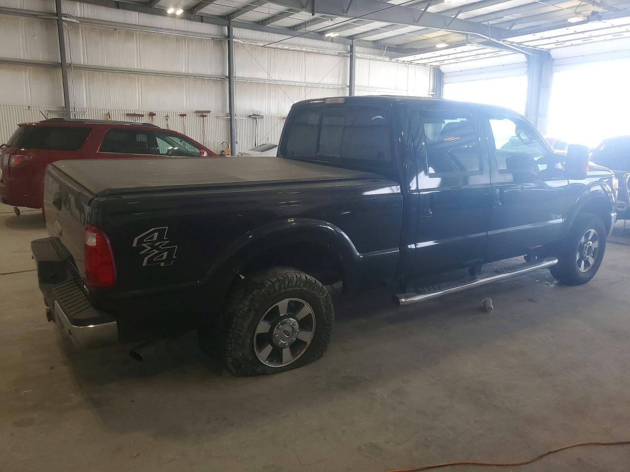 2011 Ford F250 Super Duty - Фото 3