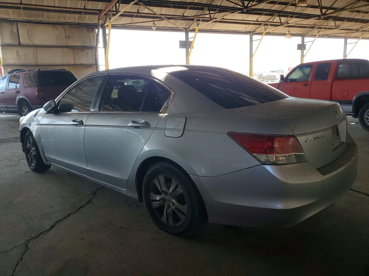 2010 Honda Accord Lxp - Фото 2