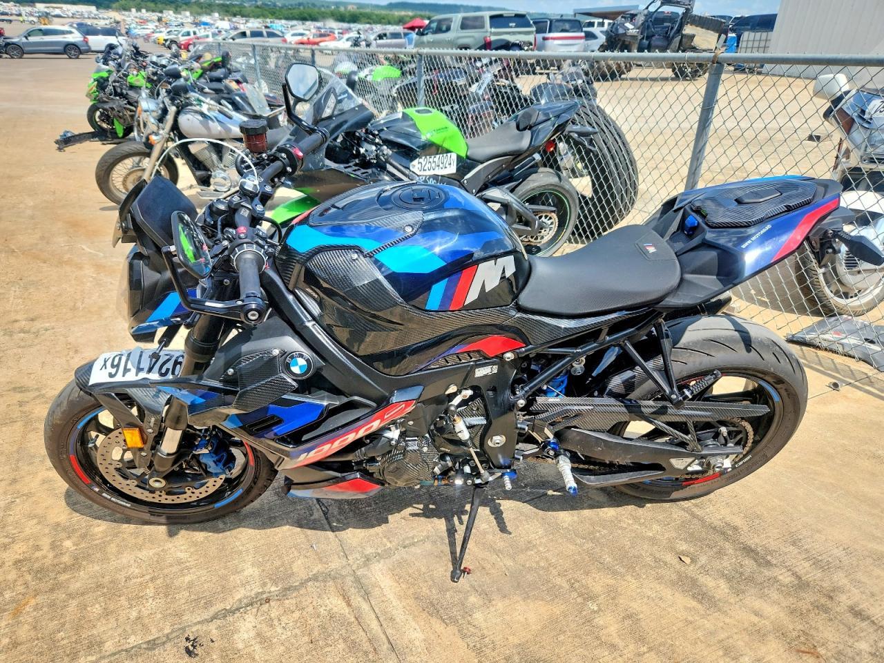 2023 BMW M 1000 R - Фото 3