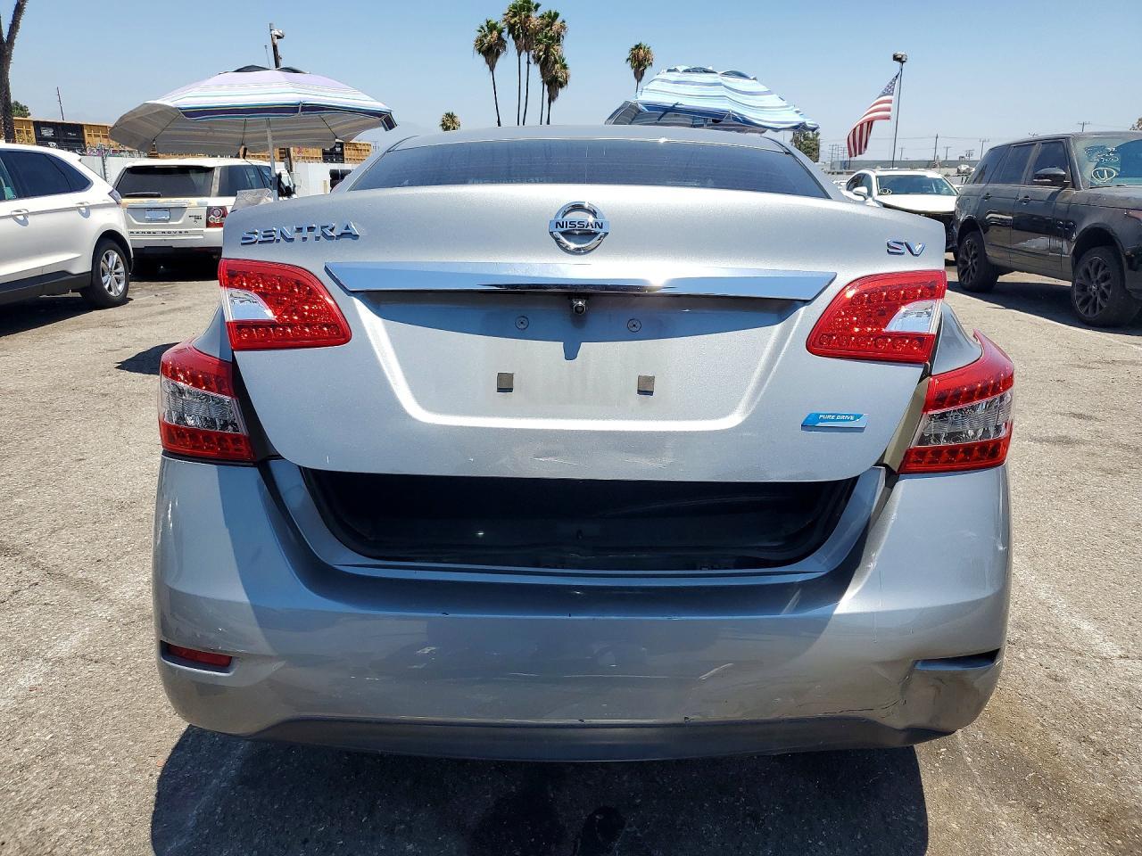 2014 Nissan Sentra - Image 6