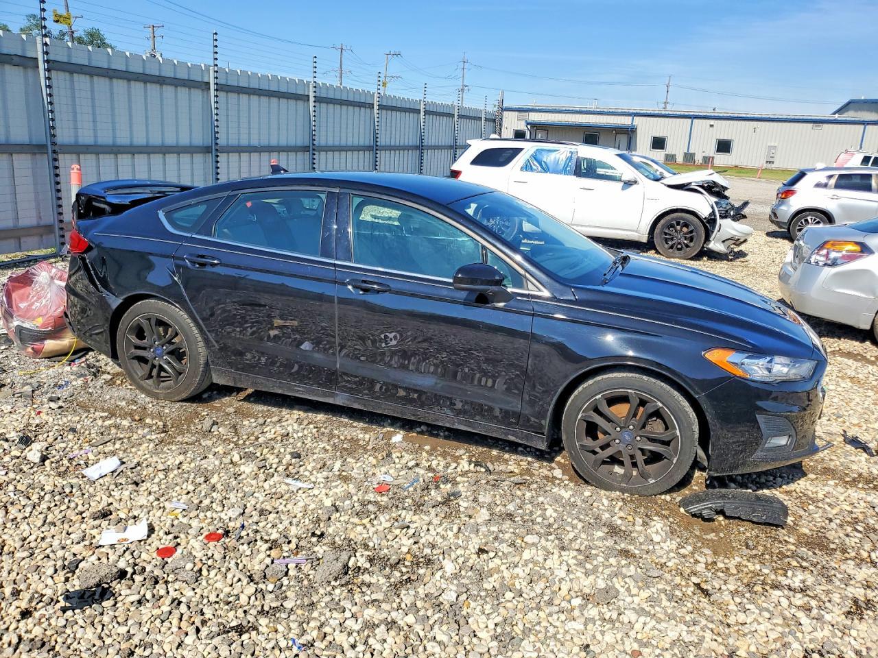 2019 Ford Fusion Se - Фото 4