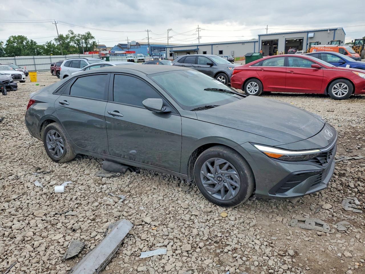 2024 Hyundai Elantra Blue - Фото 4