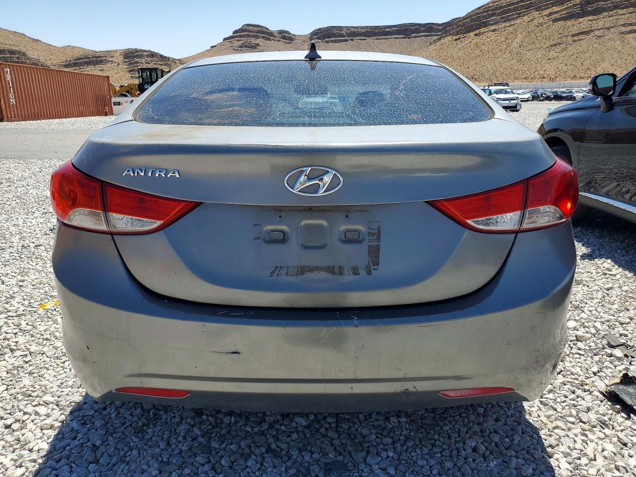 2012 Hyundai Elantra Gls - Image 6