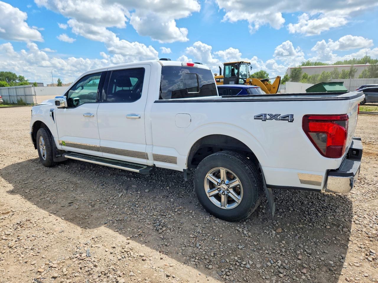2024 Ford F150 Xlt - Фото 2