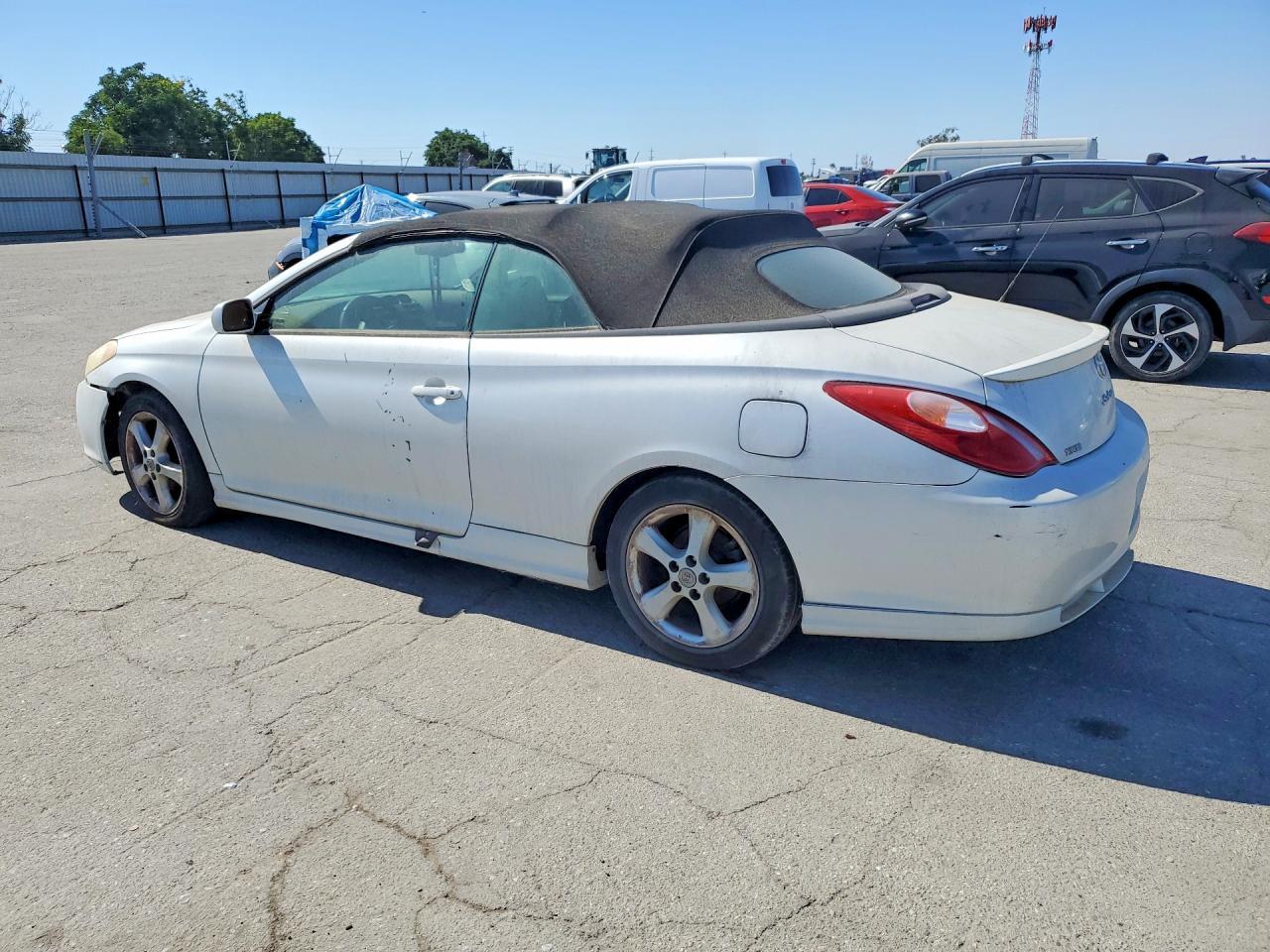 2005 Toyota Camry Solara Sport - Фото 2
