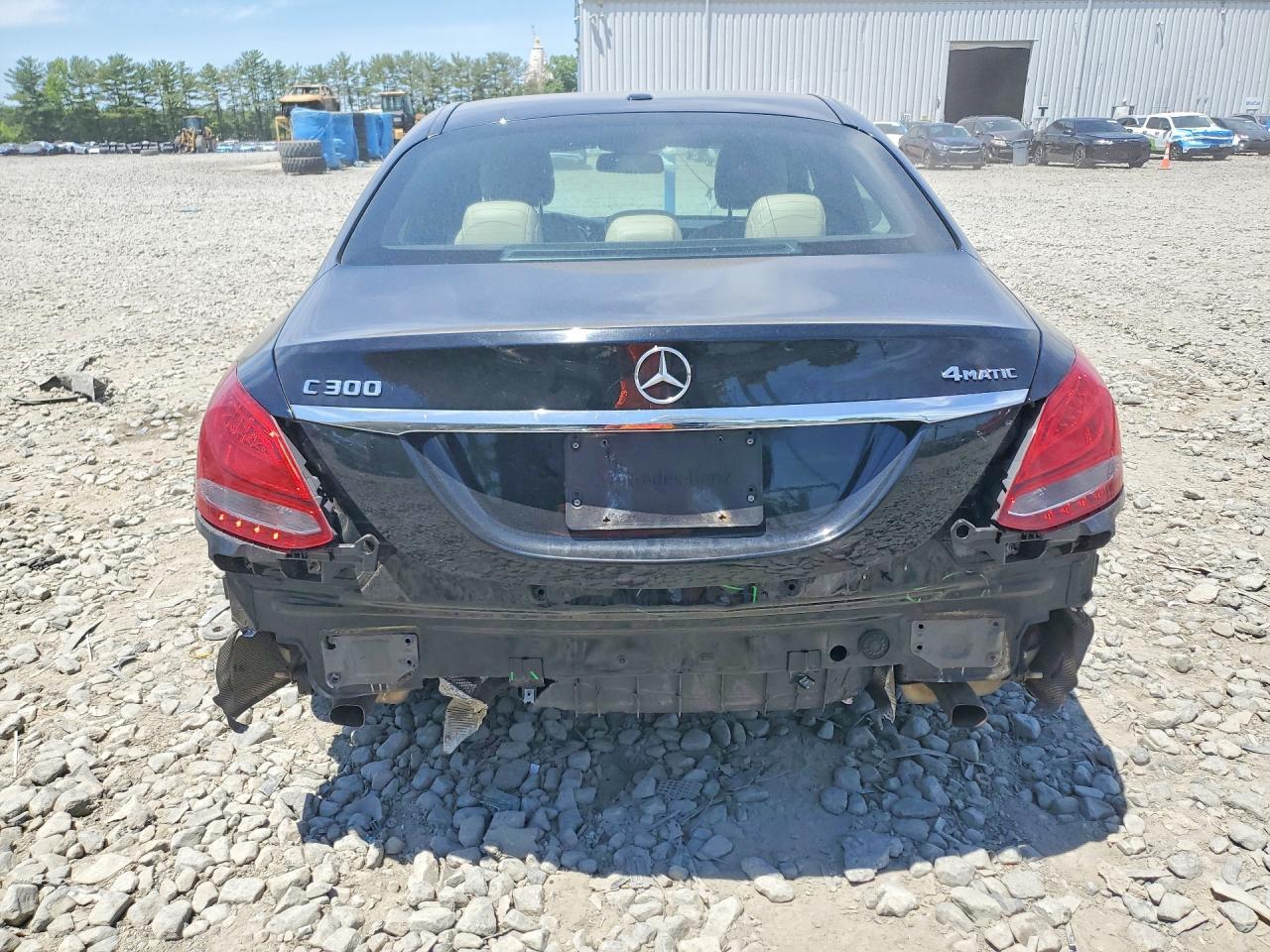 2018 Mercedes-Benz C 300 4Matic - Фото 6