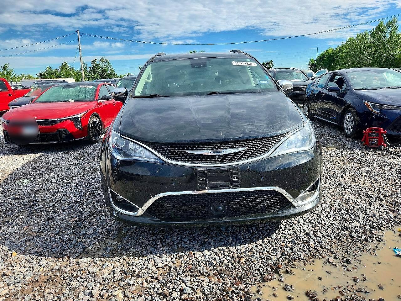 2018 Chrysler Pacifica Limited - Image 5