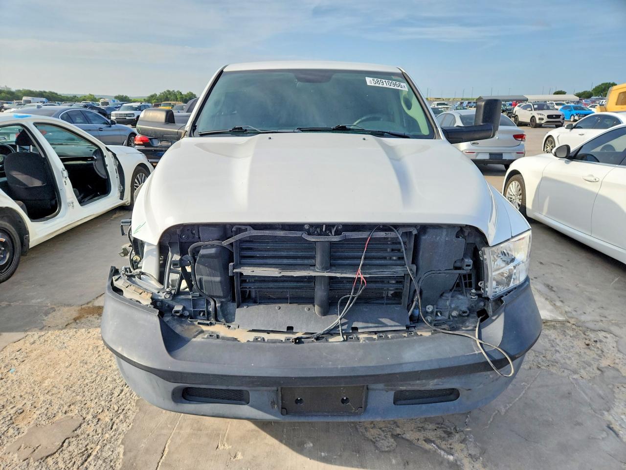 2021 Ram 1500 Classic Tradesman - Фото 5