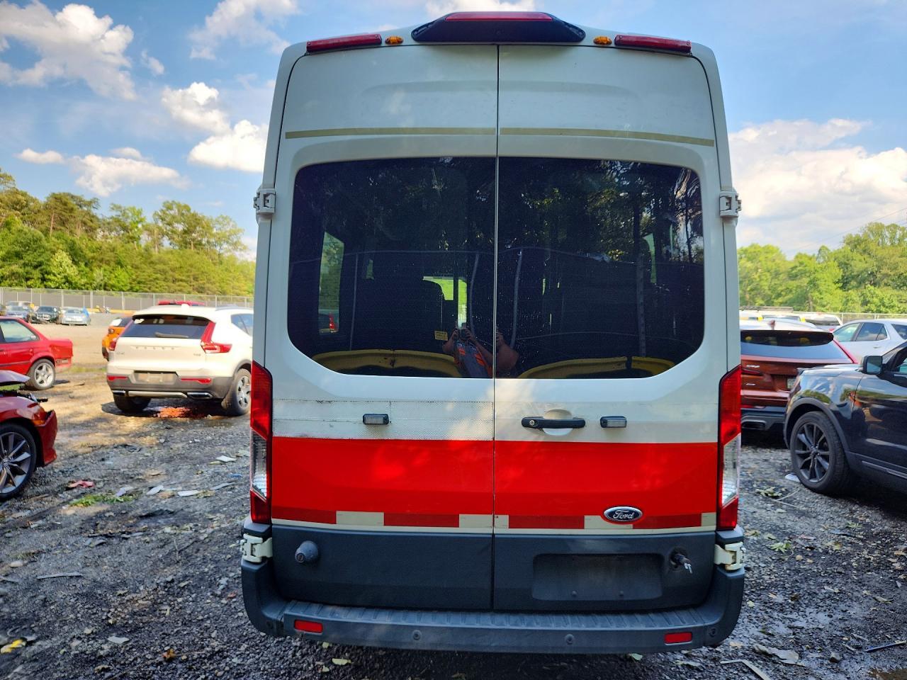 2018 Ford Transit T-350 Handicap Accessible Van - Фото 6