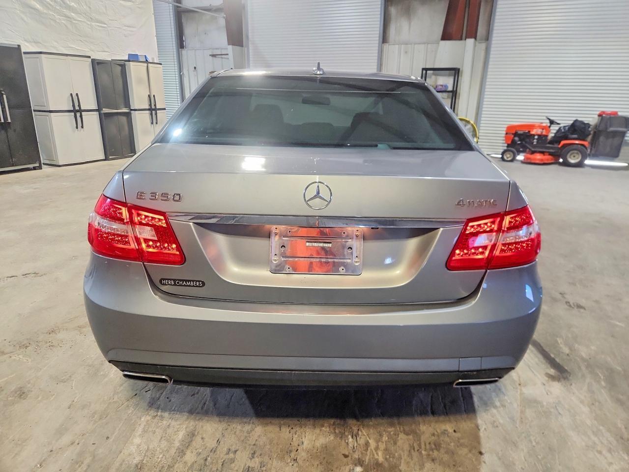 2010 Mercedes-Benz E 350 4Matic - Image 6