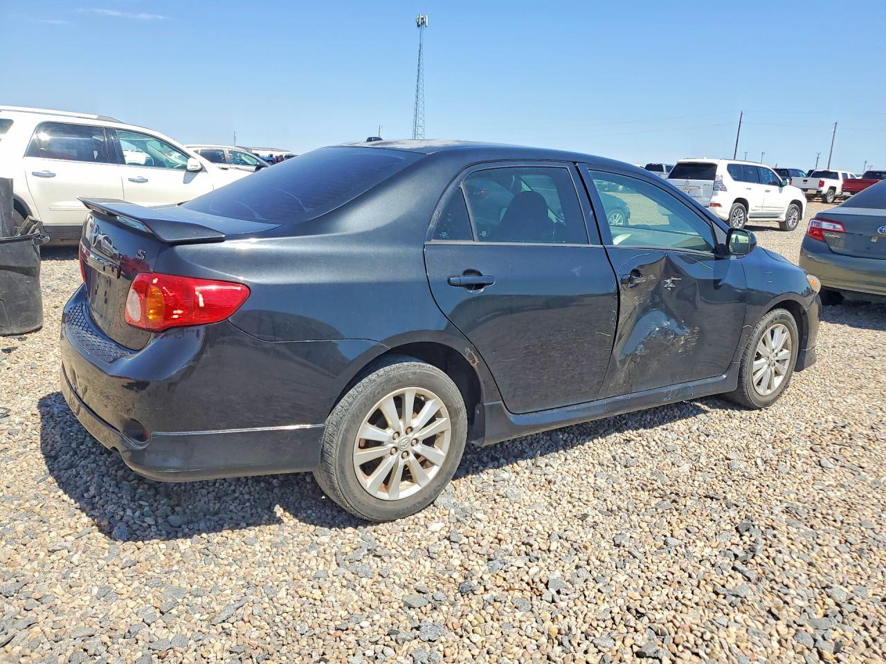 2010 Toyota Corolla S - Фото 3