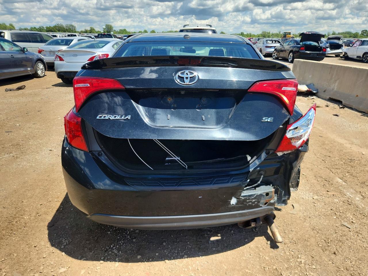 2018 Toyota Corolla Se - Фото 6