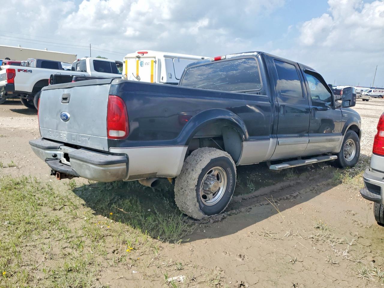 2001 Ford F250 Super Duty - Фото 3