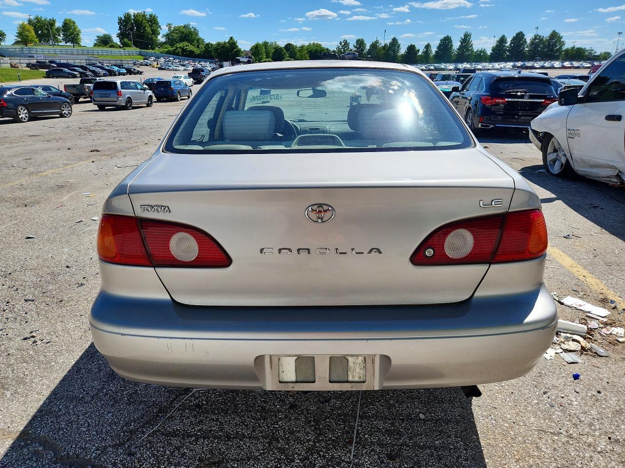 2002 Toyota Corolla - Фото 6