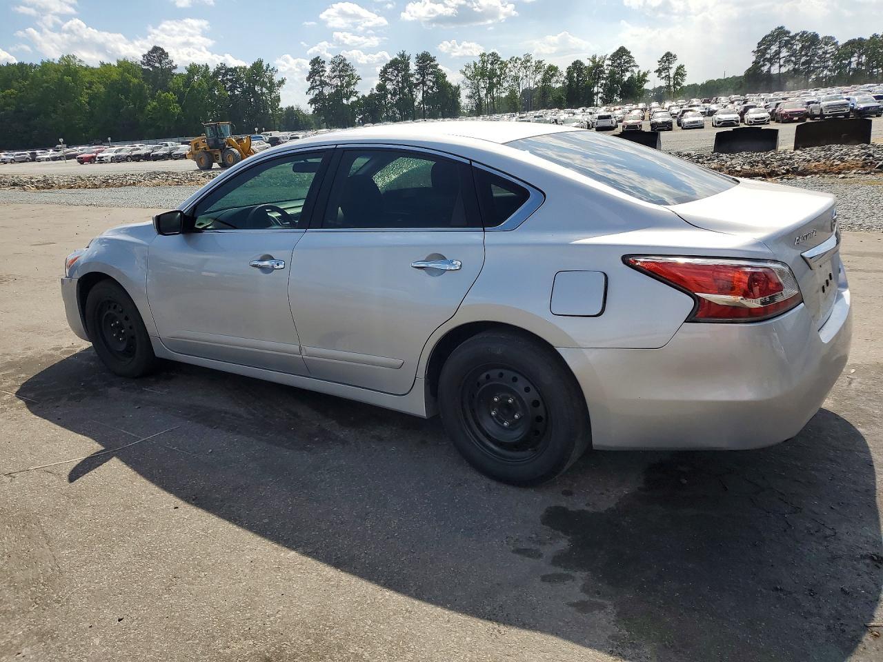 2014 Nissan Altima 2.5 S - Фото 2