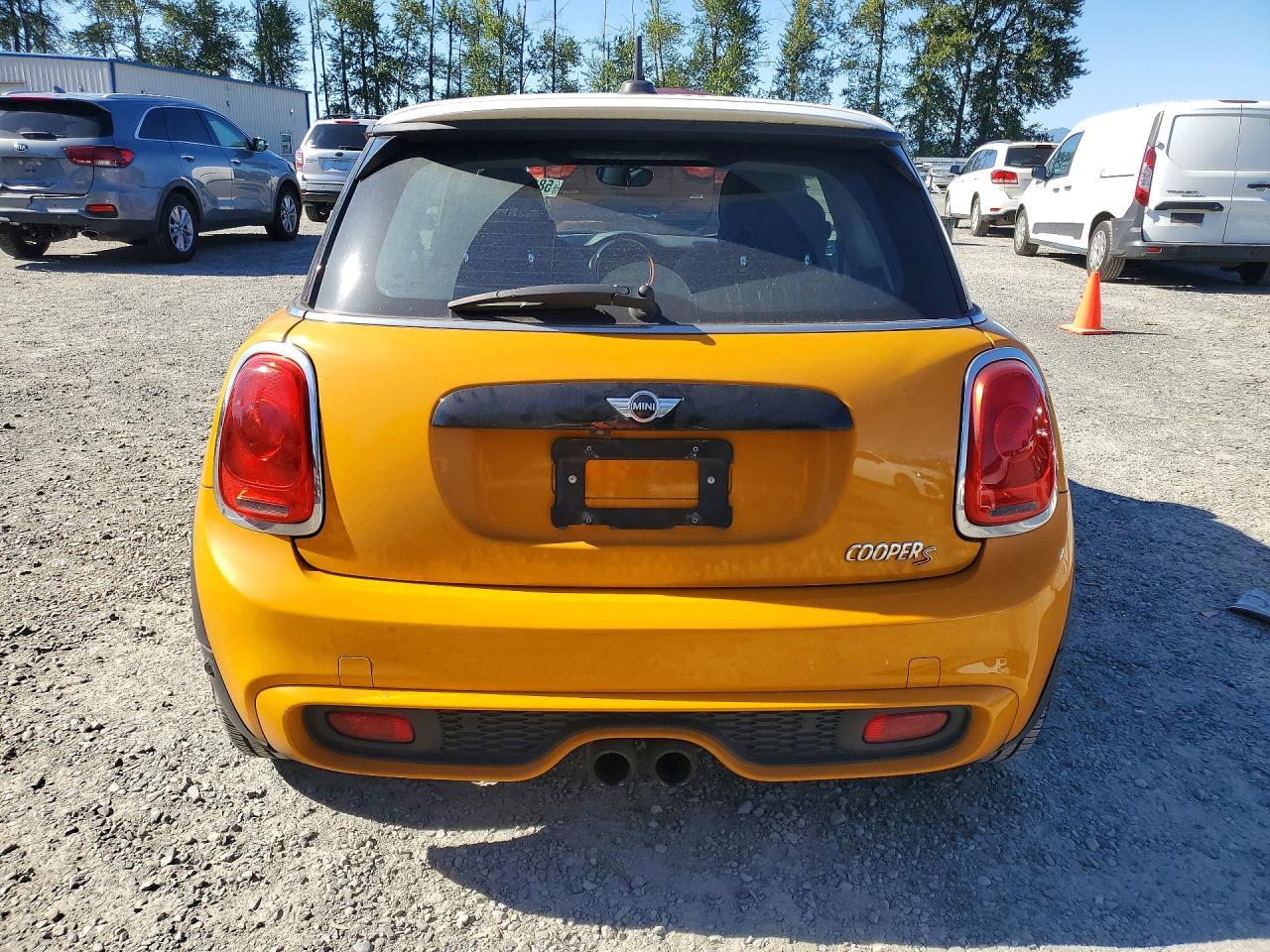 2017 Mini Cooper S - Image 6