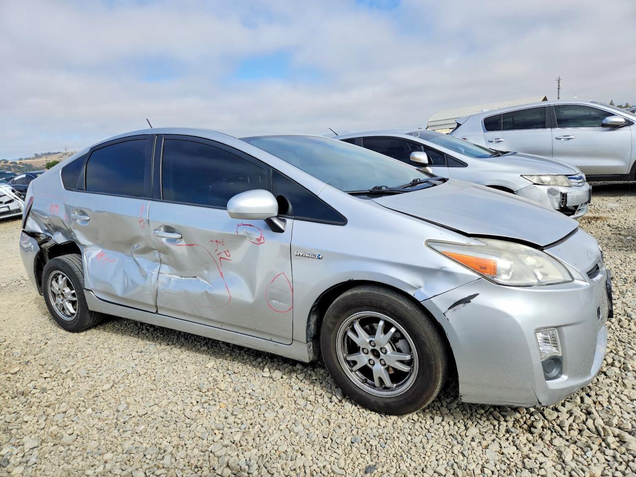 2010 Toyota Prius Iv - Image 4