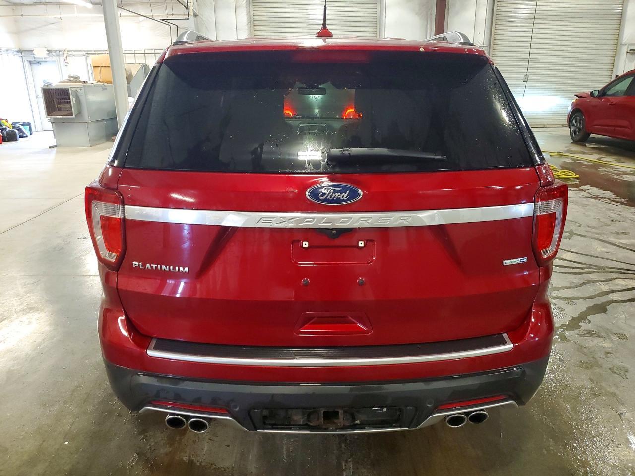 2019 Ford Explorer Platinum - Image 6