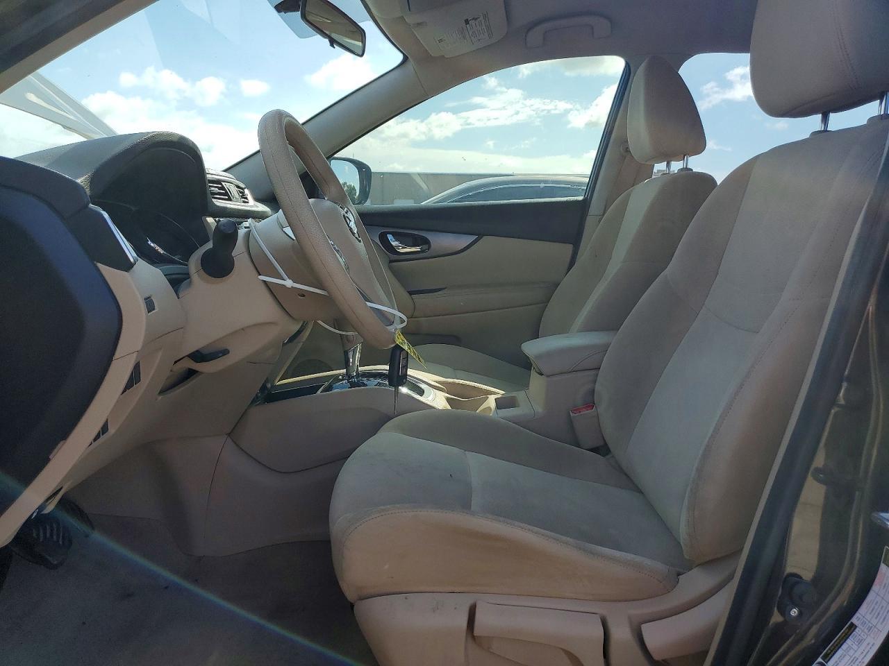 2015 Nissan Rogue S - Фото 7