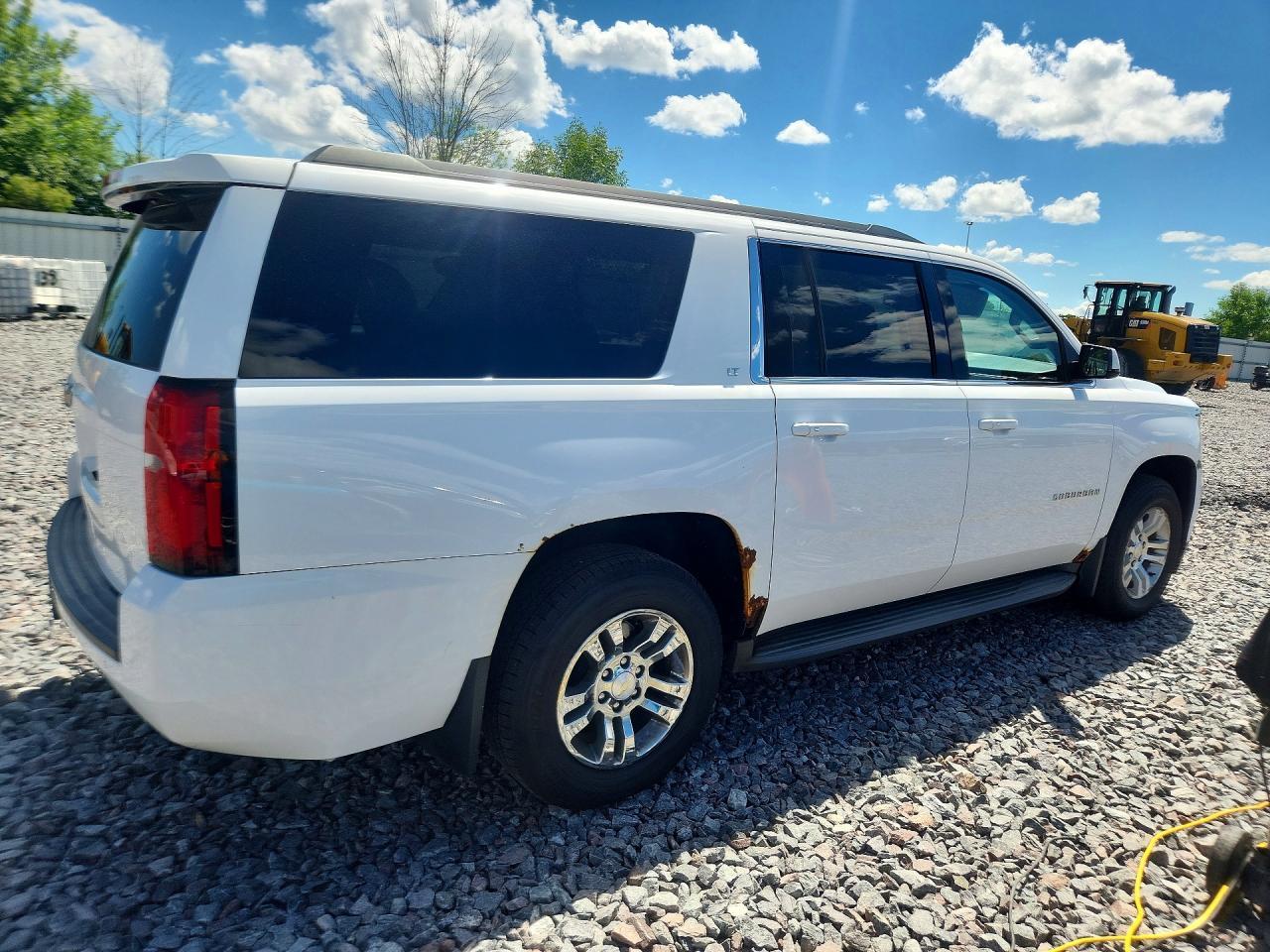 2015 Chevrolet Suburban K1500 Lt - Фото 3