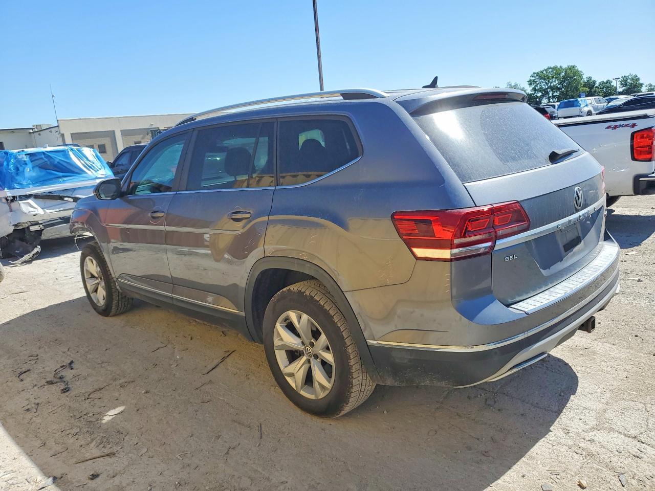 2018 Volkswagen Atlas Sel - Фото 2