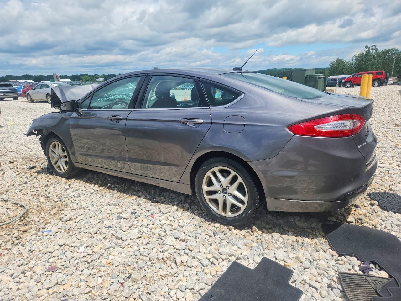 2014 Ford Fusion Se - Image 2