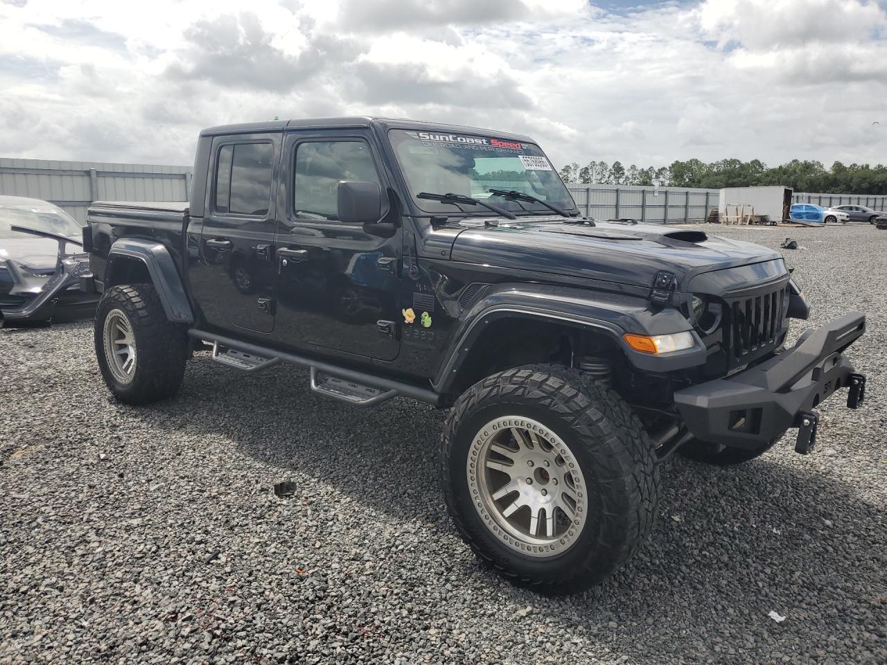 2021 Jeep Gladiator Sport - Фото 4