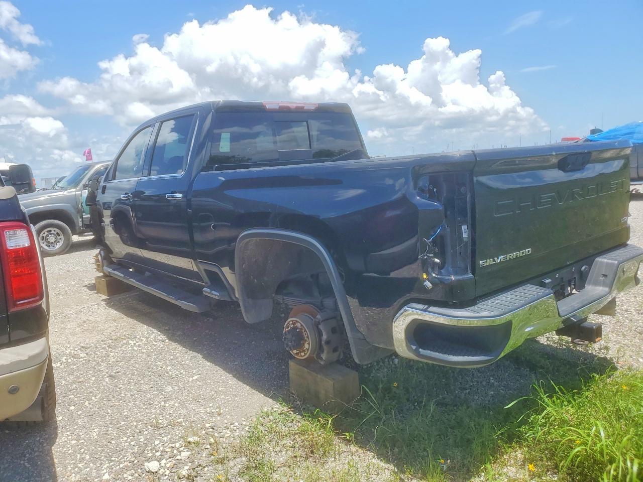 2021 Chevrolet Silverado K2500 Heavy Duty Ltz - Image 2