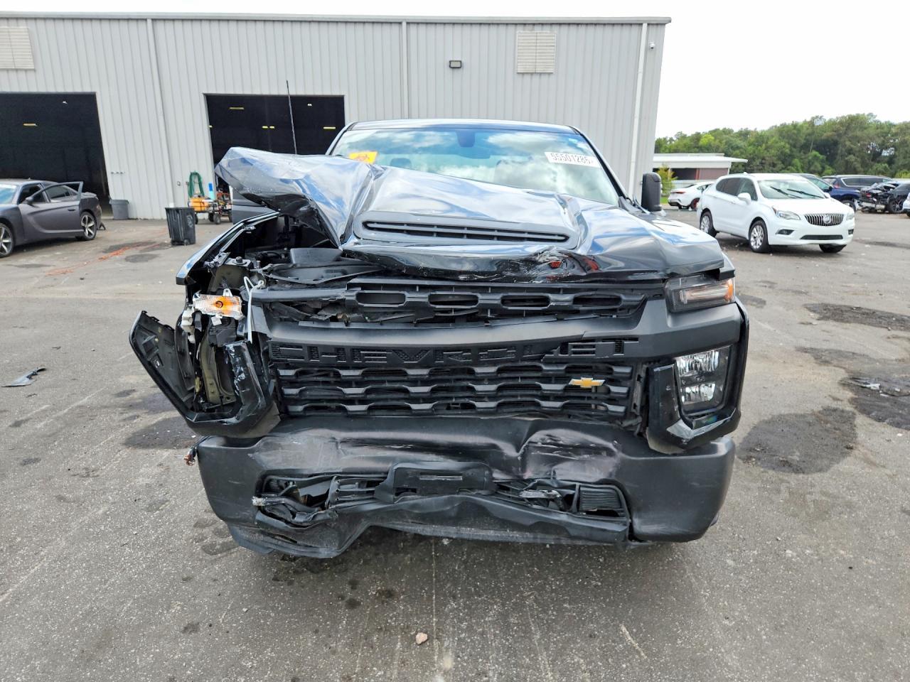 2023 Chevrolet Silverado C2500 Heavy Duty - Фото 5