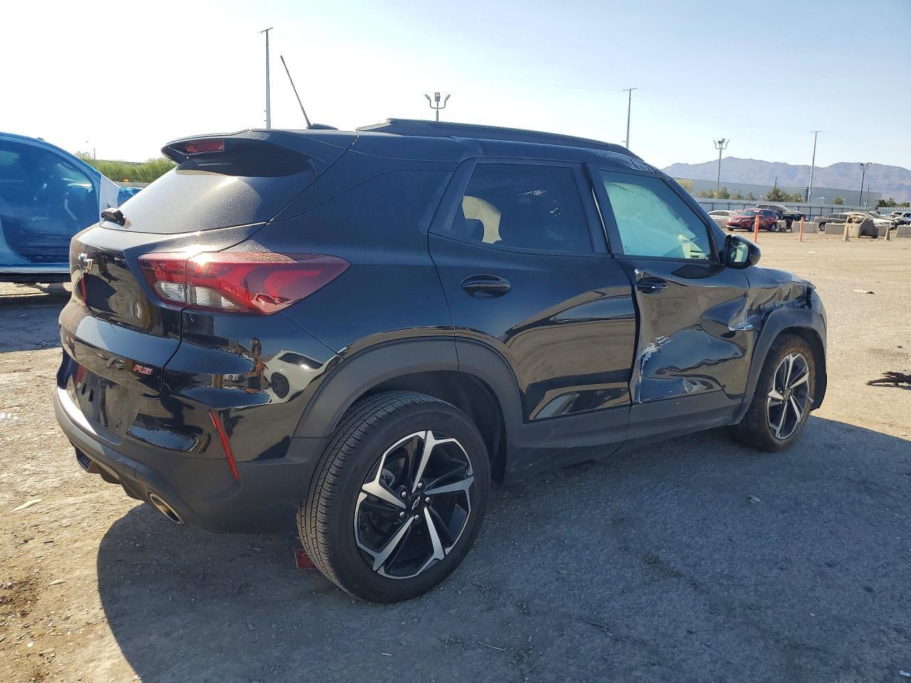2023 Chevrolet Trailblazer Rs - Image 3