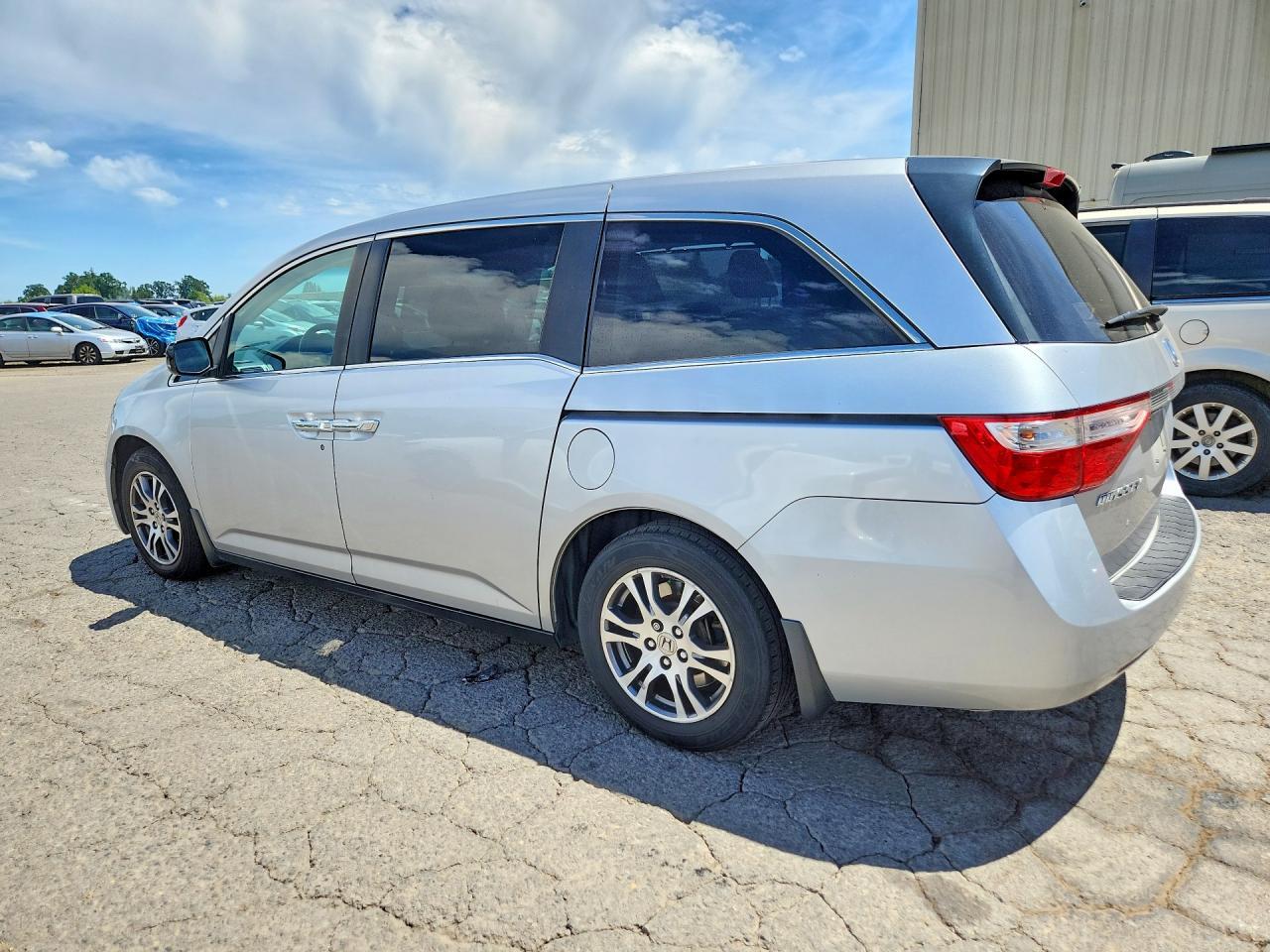 2011 Honda Odyssey Ex - Фото 2