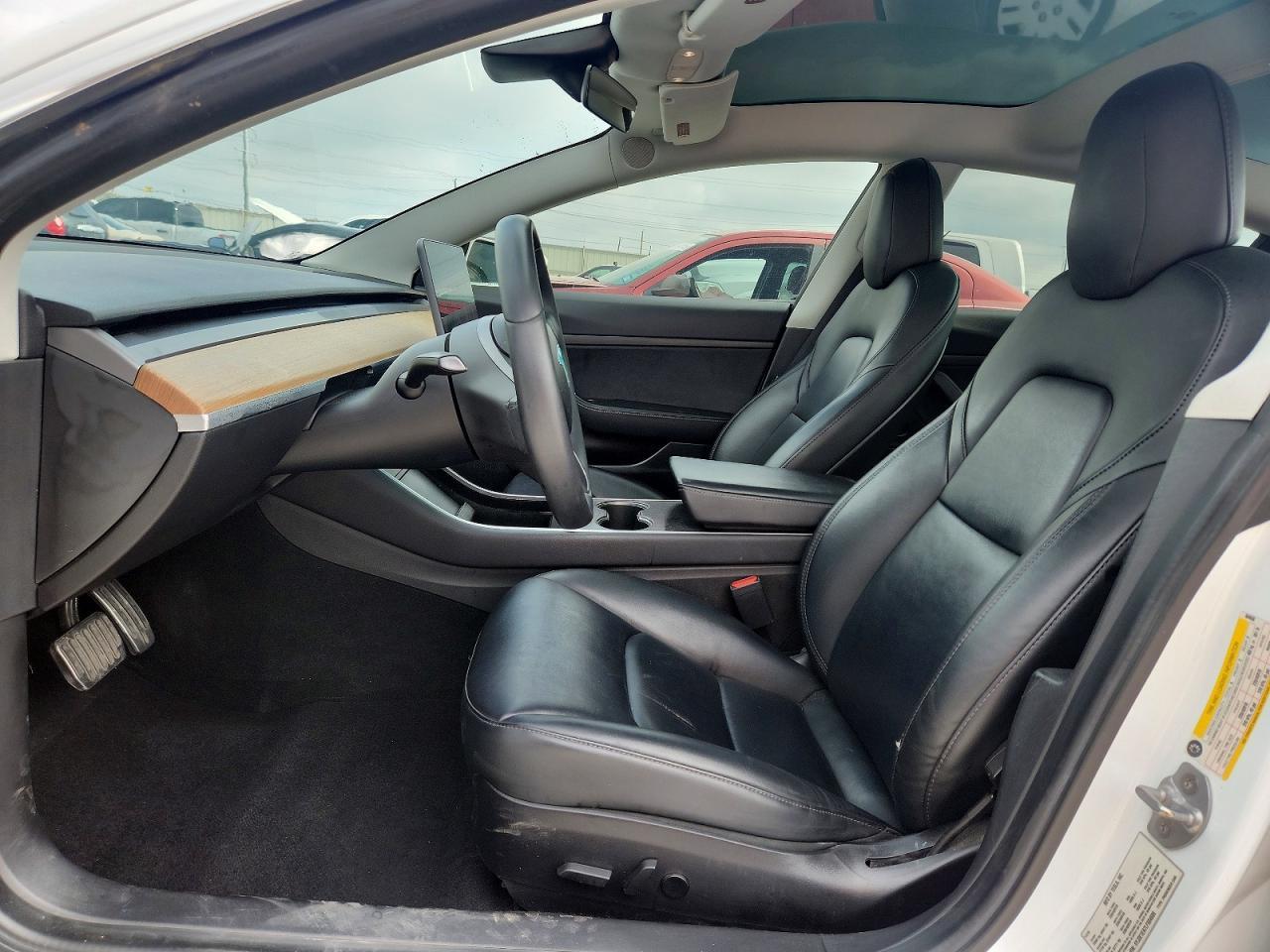 2020 Tesla Model 3 - Image 7