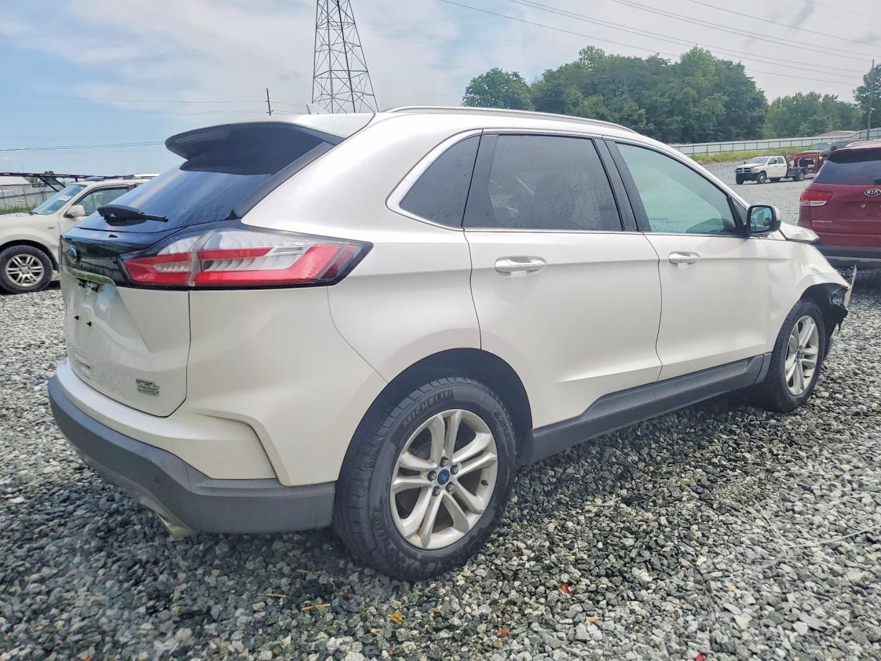 2019 Ford Edge Sel - Фото 3