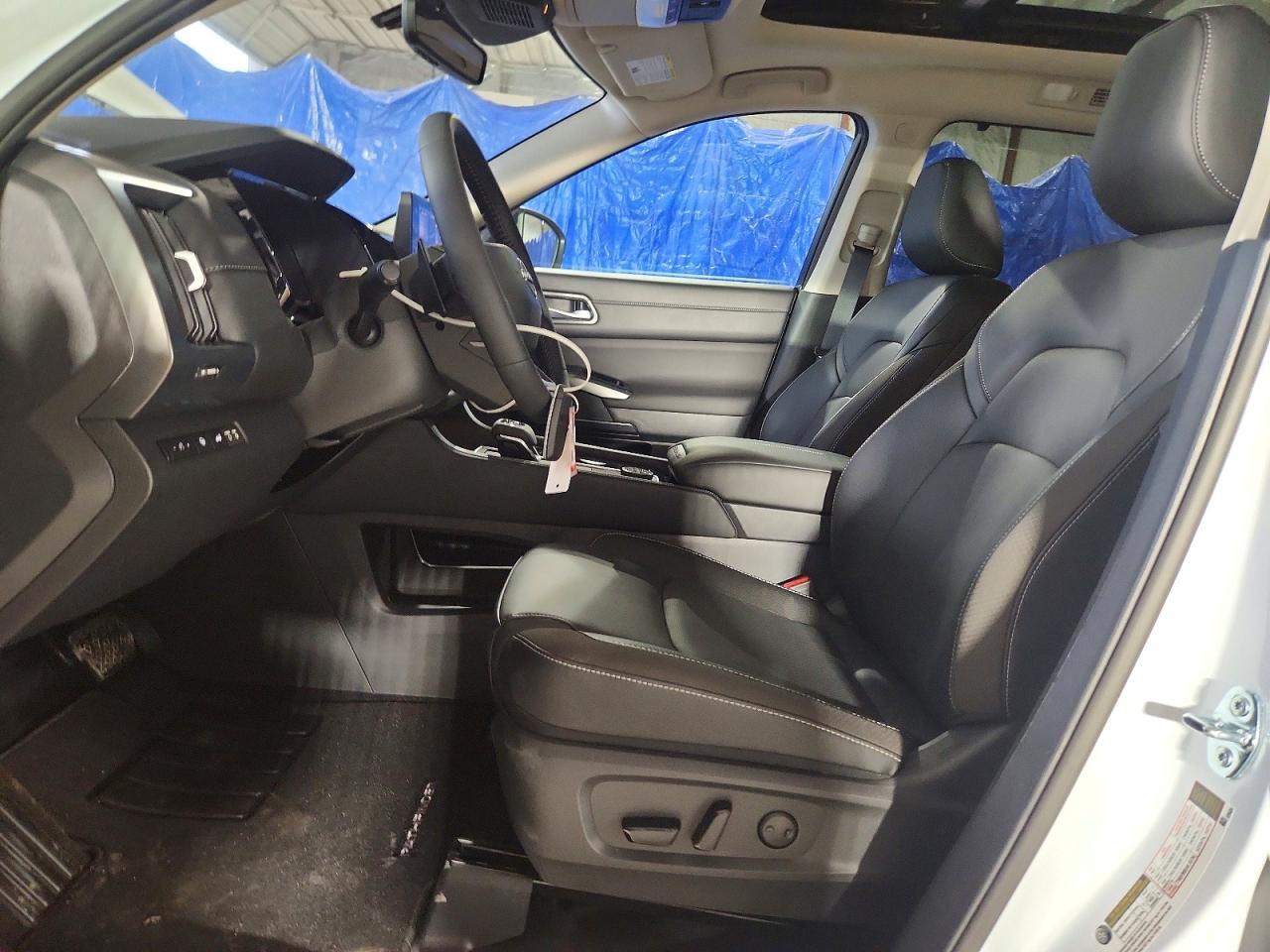 2026 Nissan Pathfinder Sl - Image 7
