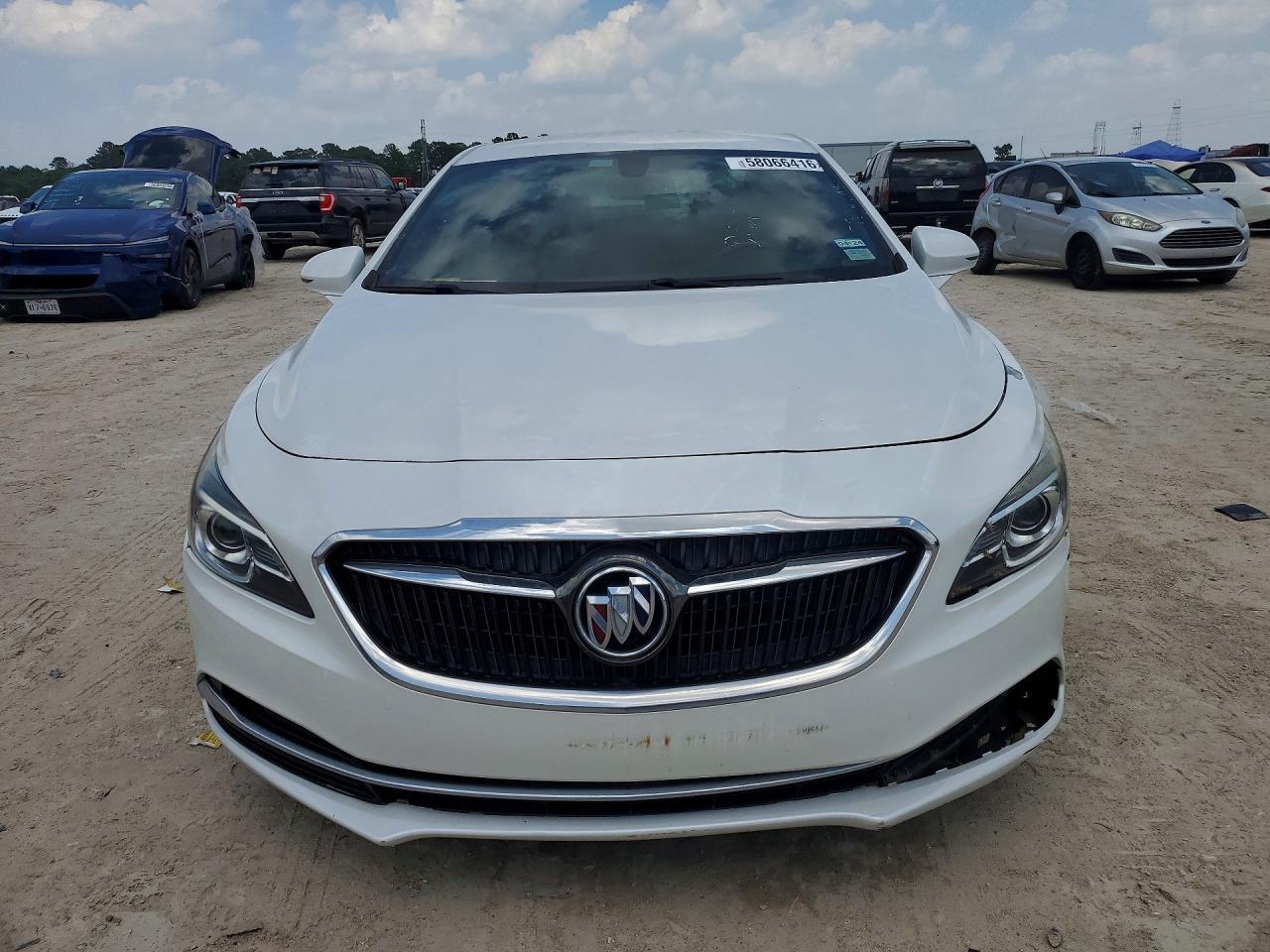 2017 Buick Lacrosse Essence - Фото 5