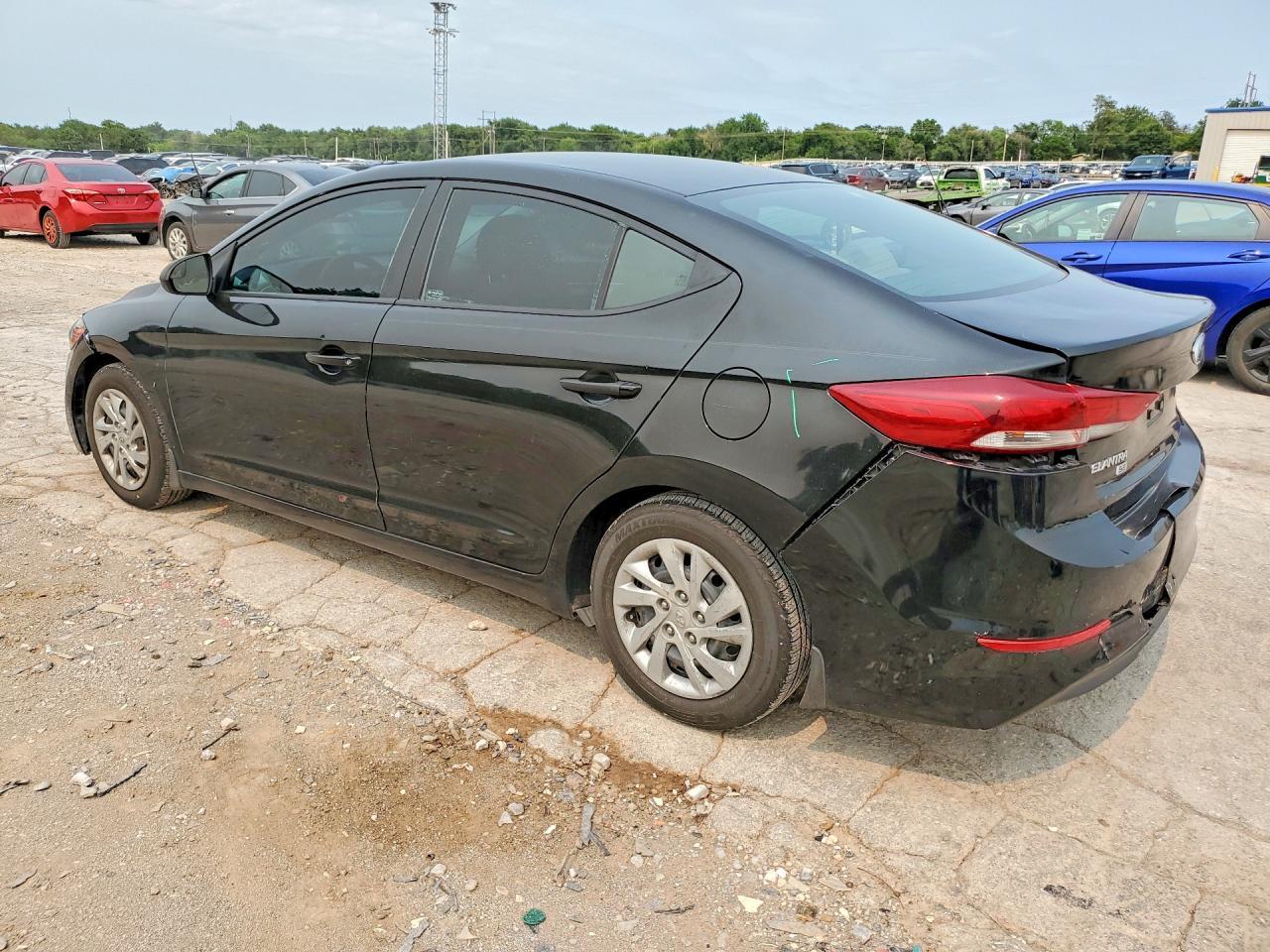2018 Hyundai Elantra Se - Фото 2