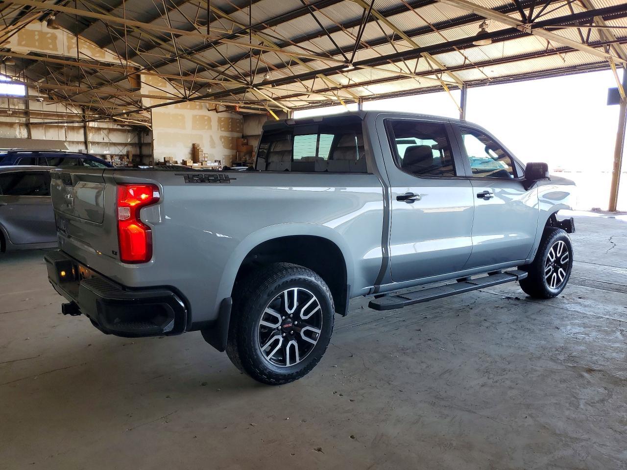 2025 Chevrolet Silverado K1500 Lt Trail Boss - Фото 3