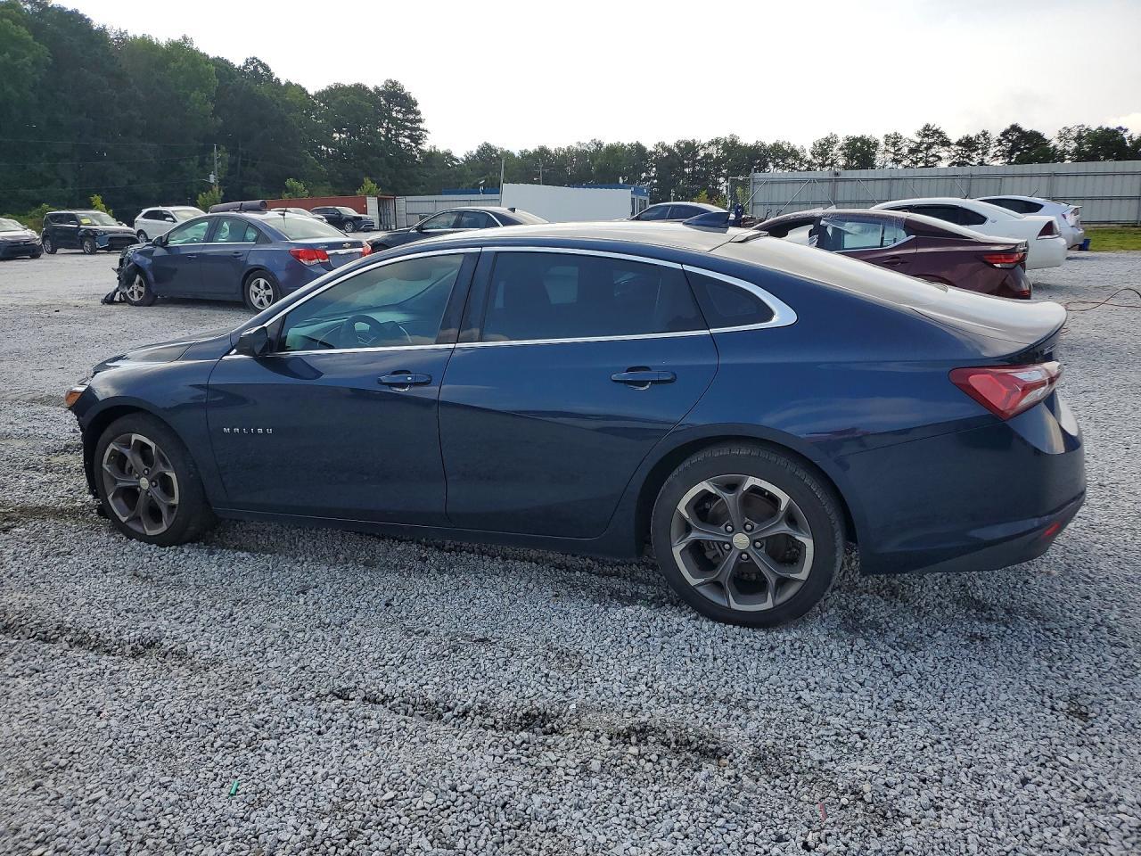 2020 Chevrolet Malibu Lt - Фото 2