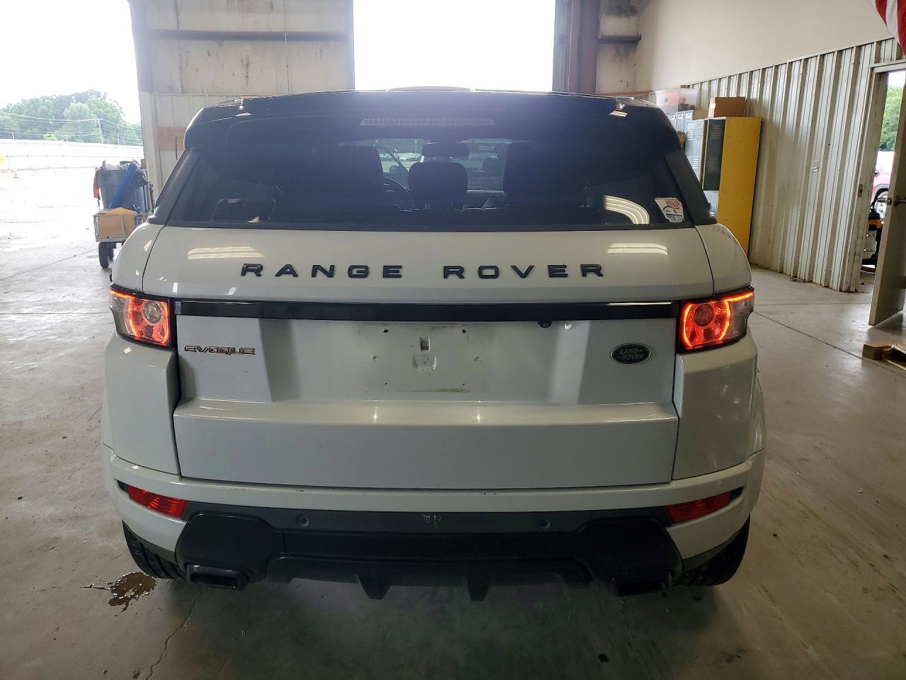 2015 Land Rover Range Rover Evoque Dynamic Premium - Image 6