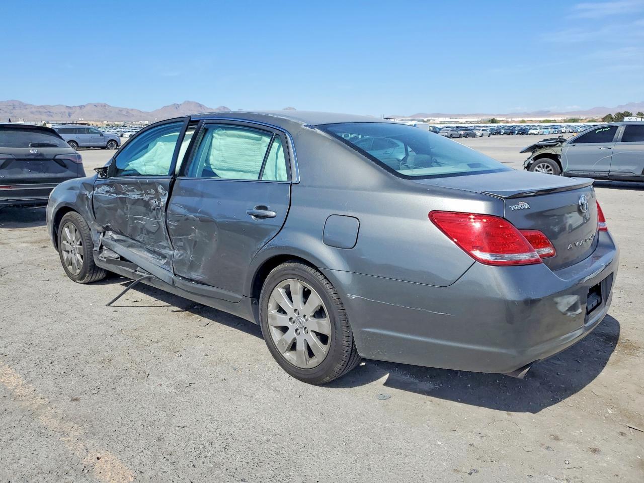 2006 Toyota Avalon Xls - Фото 2