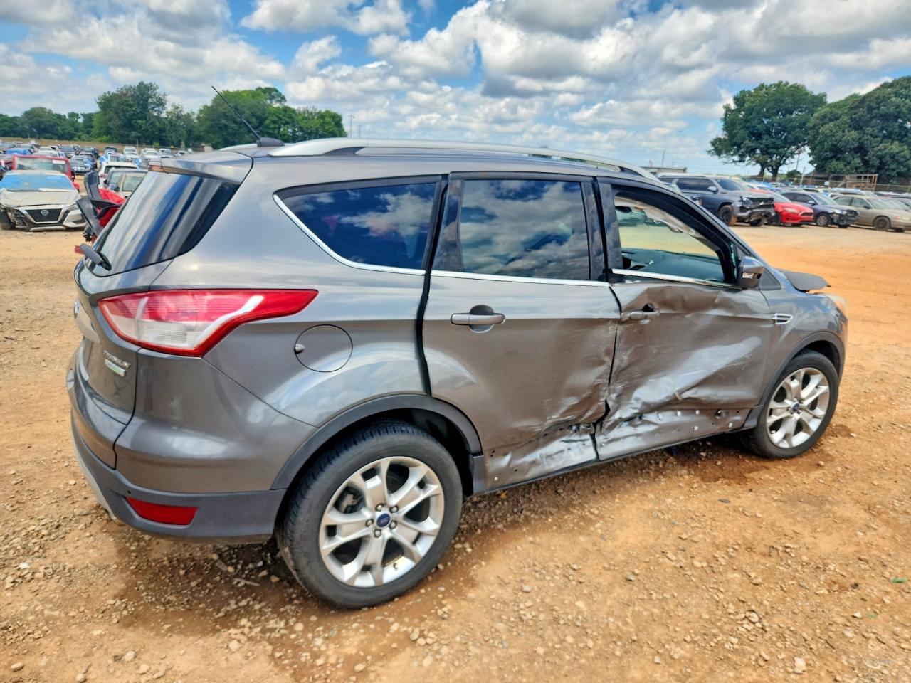 2014 Ford Escape Titanium - Image 3