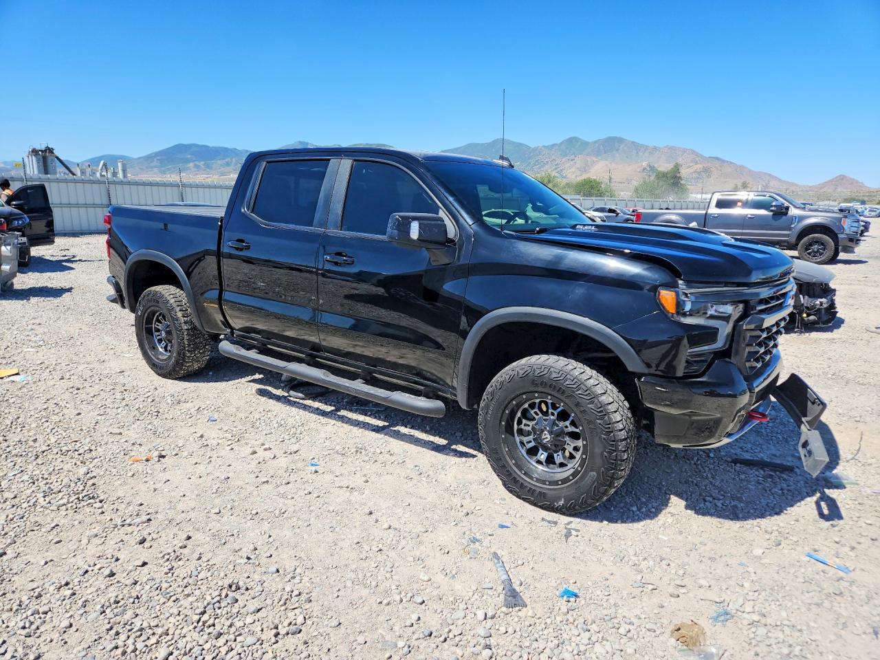 2022 Chevrolet Silverado K1500 Zr2 - Фото 4