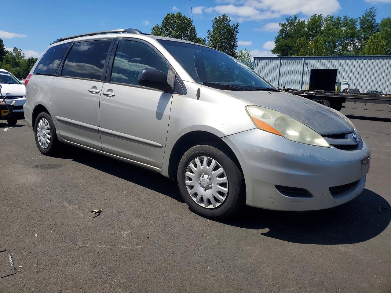 2006 Toyota Sienna Le 7 Passenger - Фото 4