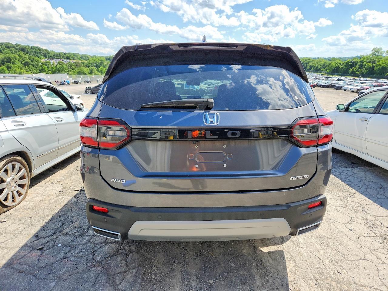 2023 Honda Pilot Touring - Фото 6