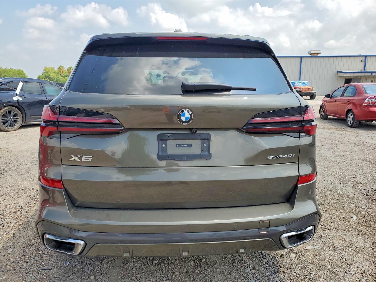 2025 BMW X5 Sdrive 40I - Image 6