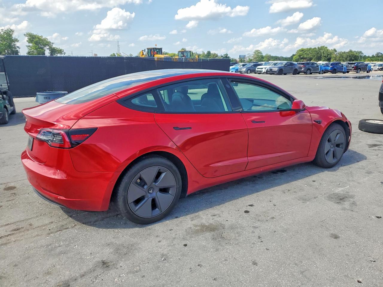 2021 Tesla Model 3 - Фото 3