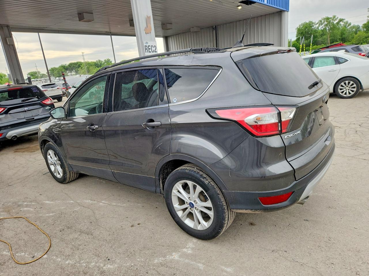 2018 Ford Escape Se - Фото 2