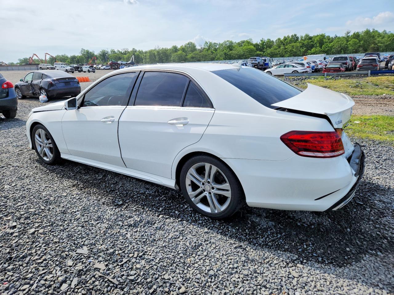 2016 Mercedes-Benz E 350 4Matic - Фото 2