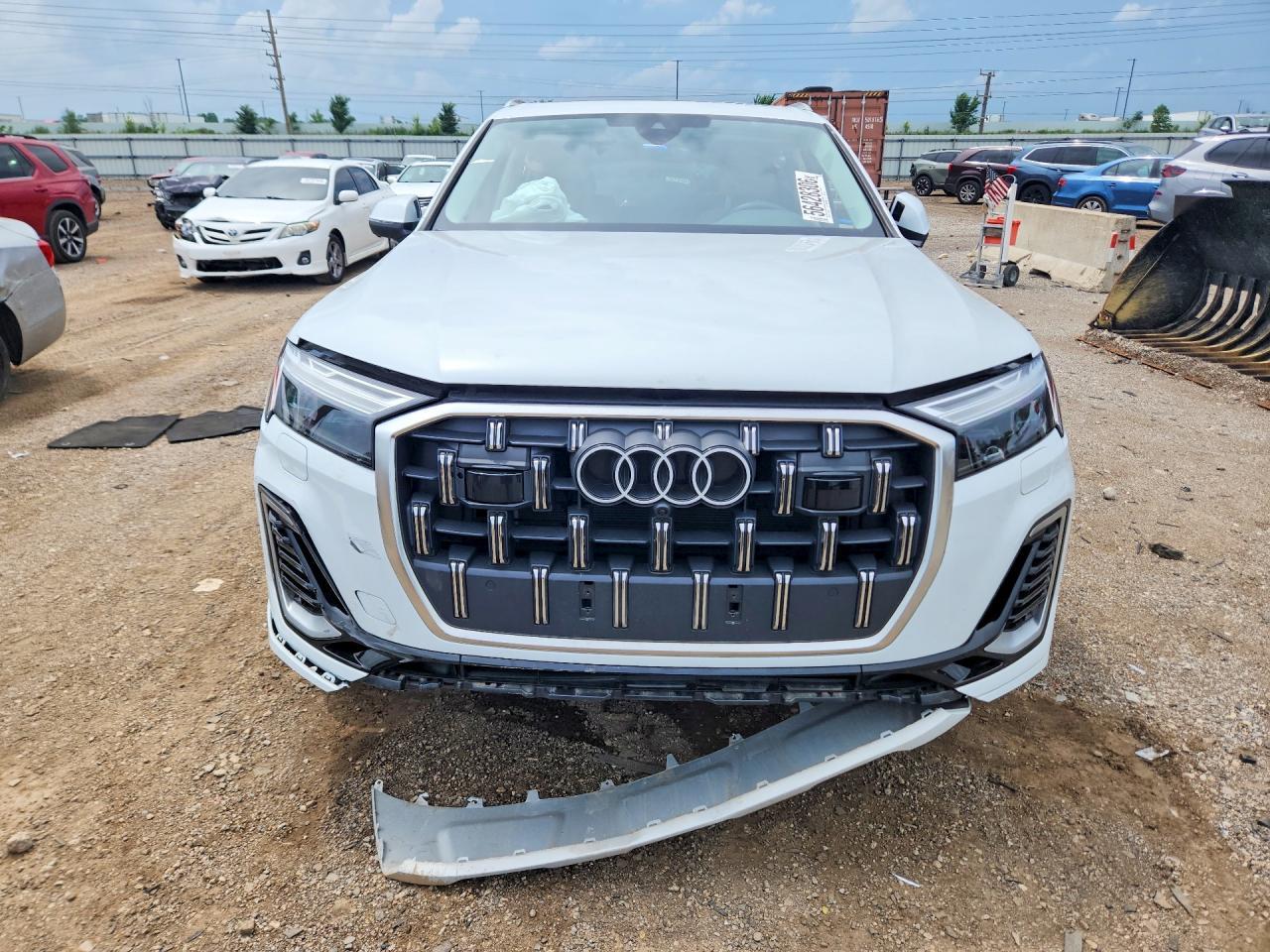 2025 Audi Q7 Premium Plus - Фото 5