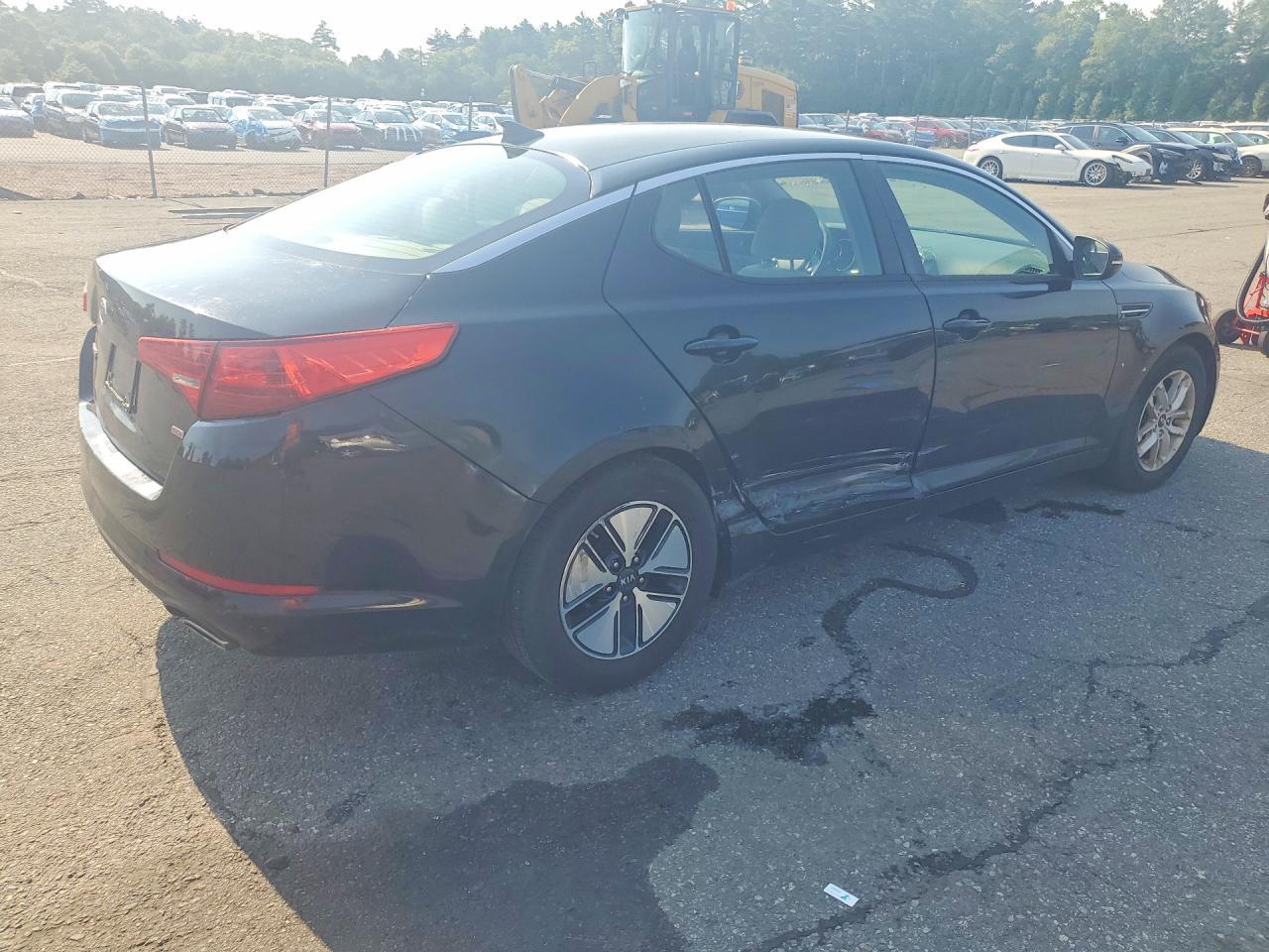 2011 Kia Optima Lx - Фото 3
